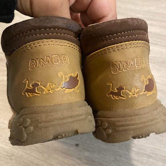 Disney Toddlers Brown Simba Moc Toe Lace Up Comfort Ankle Boots Size US  8.5 - Picture 4 of 6